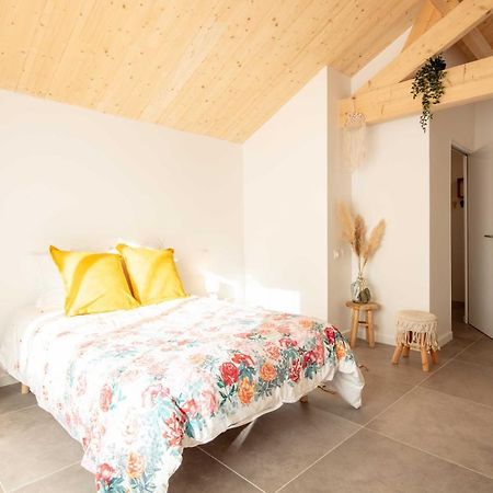Ted Surf House Bed & Breakfast Капбретон Екстериор снимка