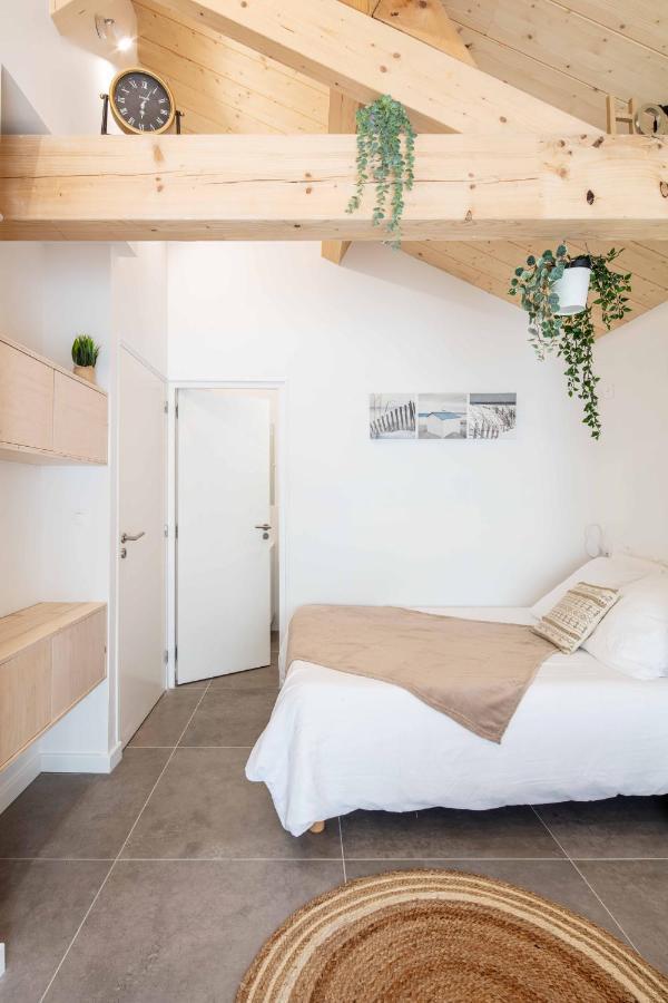 Ted Surf House Bed & Breakfast Капбретон Екстериор снимка