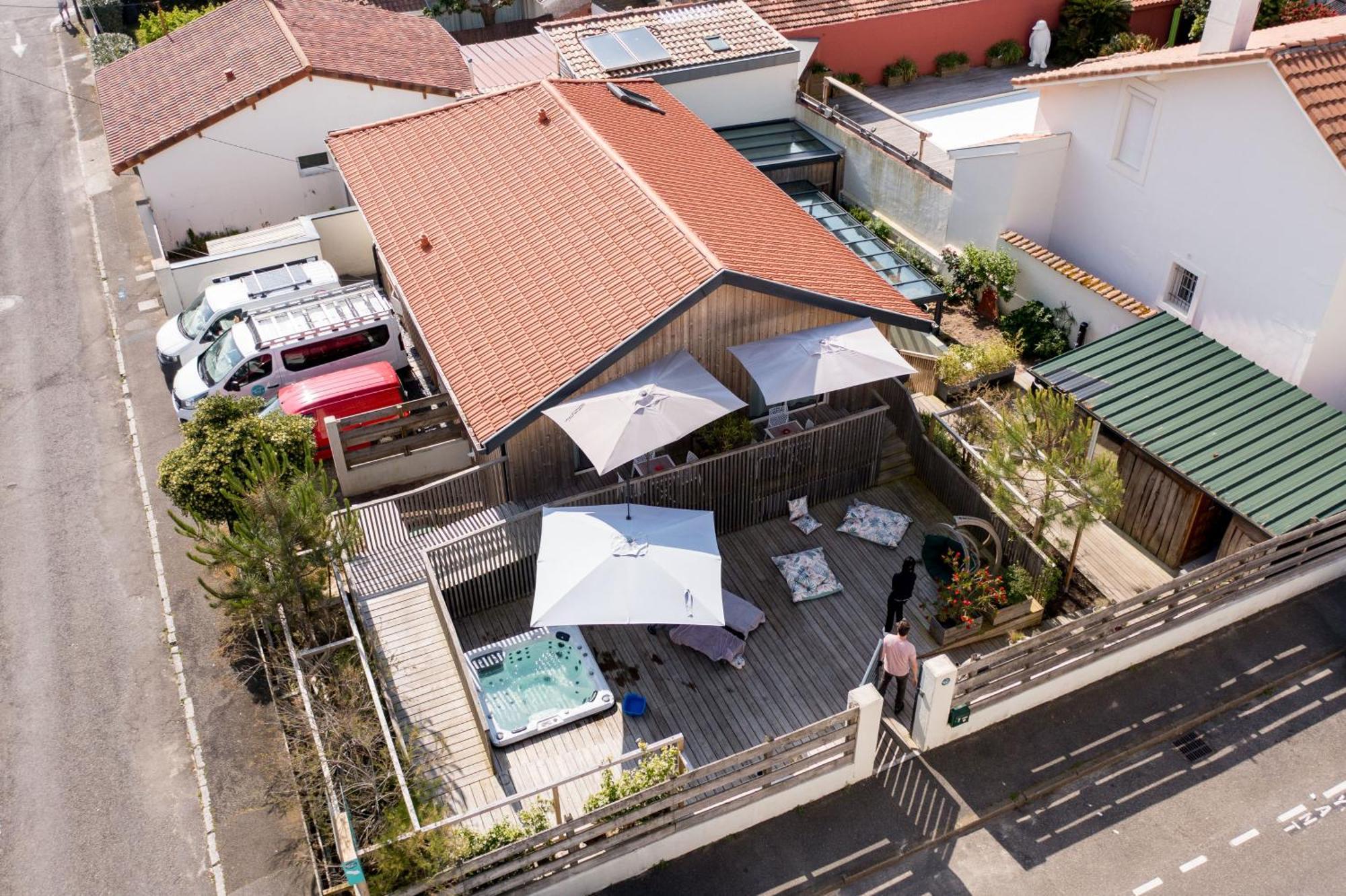 Ted Surf House Bed & Breakfast Капбретон Екстериор снимка